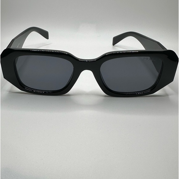 Brand PR 17WS Black Grey Lens Rectangle Stylish Sunglasses - Picture 1 of 14